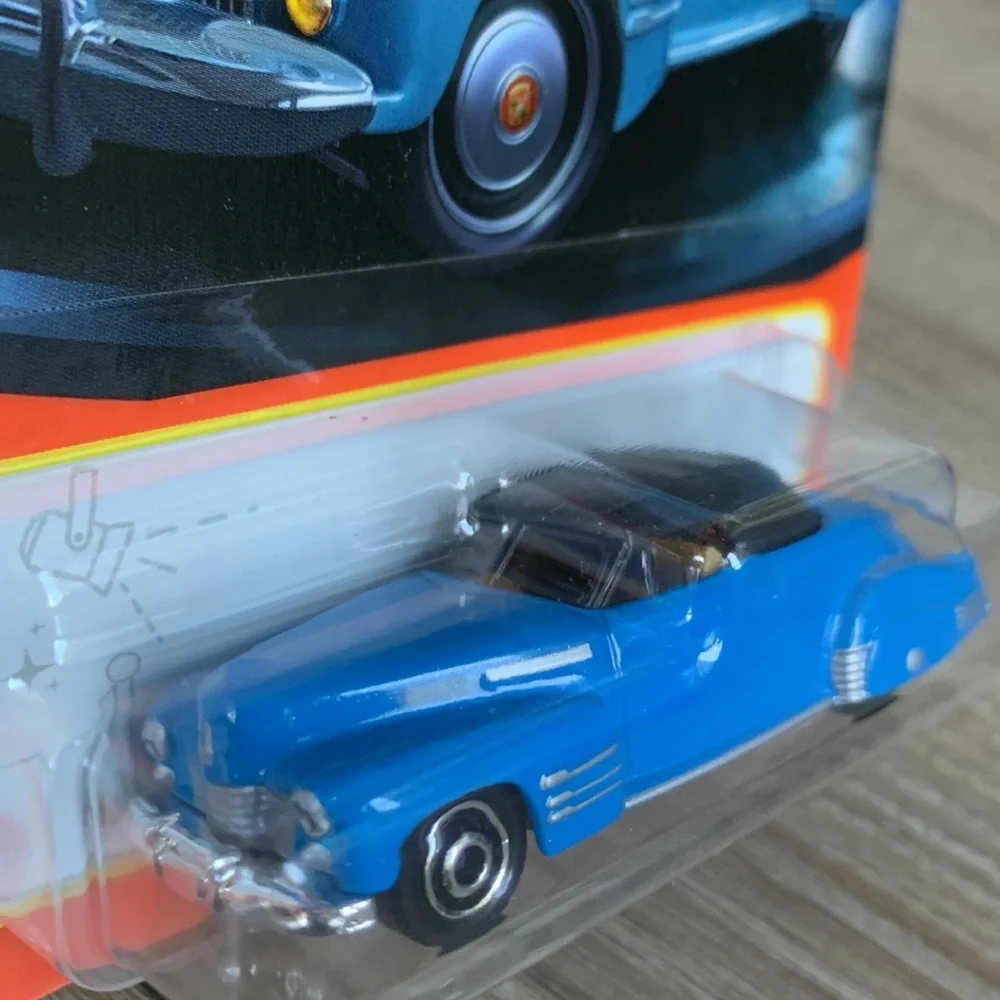 1941 Cadillac Series 62 Convertible Coupe Blue Caddy Car Matchbox Automobile New